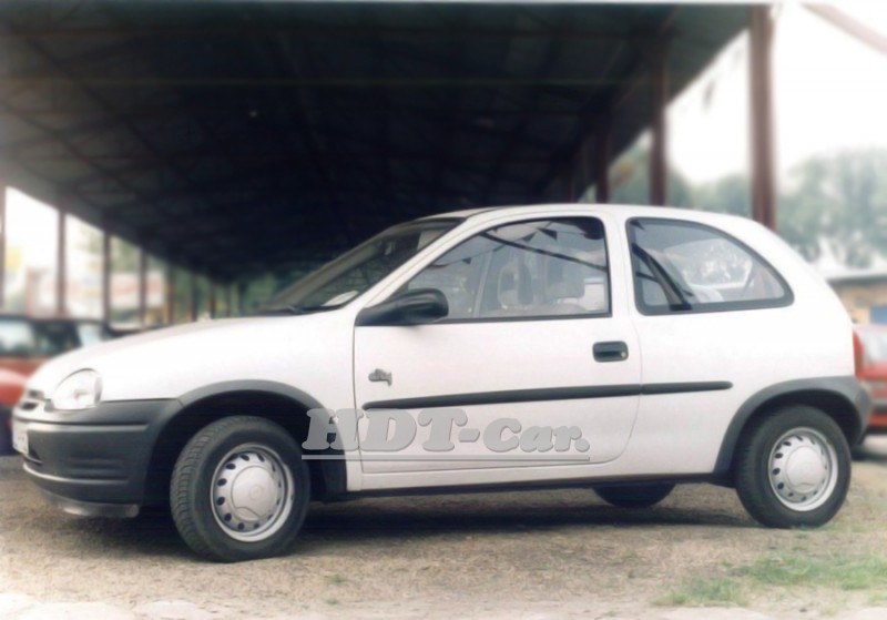 Ochranné lišty Opel Corsa B 3D 93R htb