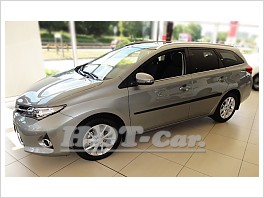 Ochranné lišty Toyota Auris Wagon 13R