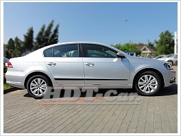 Ochranné lišty VW Passat 11R sed/com